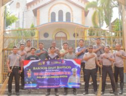 HUT ke-69 Polantas, Satuan Lantas Polres SBD Gelar Bakti Sosial Bersihkan Tempat Ibadah