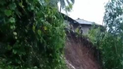 Tanah Longsor Timpakan Rumah Warga di Dusun Watu Ata, Golo Tolang, Diduga Akibat Curah Hujan Tinggi dan Drainase Buruk. Elvis Jehama Angkat Bicara!!!