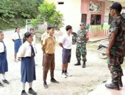 Babinsa Koramil Loli Latih PBB Siswa SMK di Kalembu Kuni: Bentuk Disiplin dan Nasionalisme Sejak Dini
