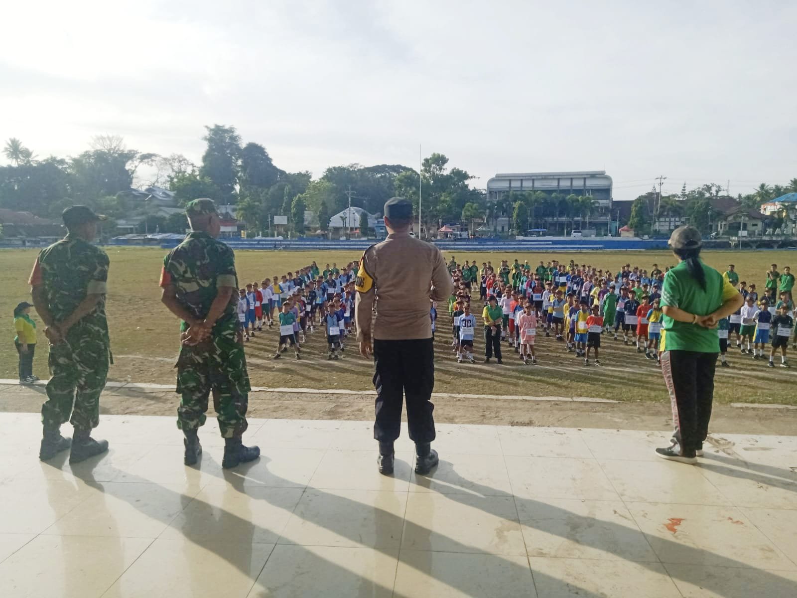 TNI-Polri, Kompak, Latih PBB, MPLS, SMP Kristen Waikabubak,