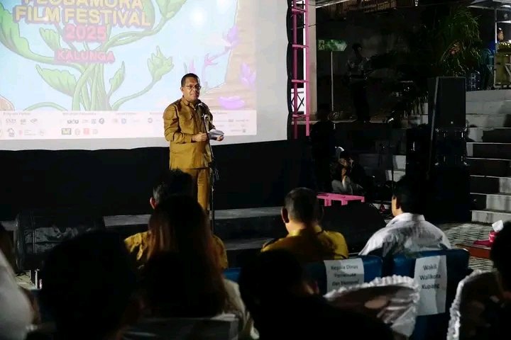 Gubernur NTT, Buka Flobamora Film Festival, Seni Membersihkan, Politik Sering Mengotori