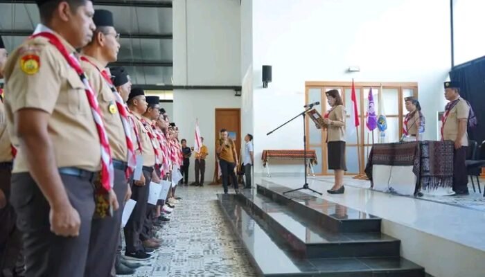 Bupati Sumba Barat Daya Lantik Mabigus dan Kukuhkan Nomor Gudep Unika Weetabula