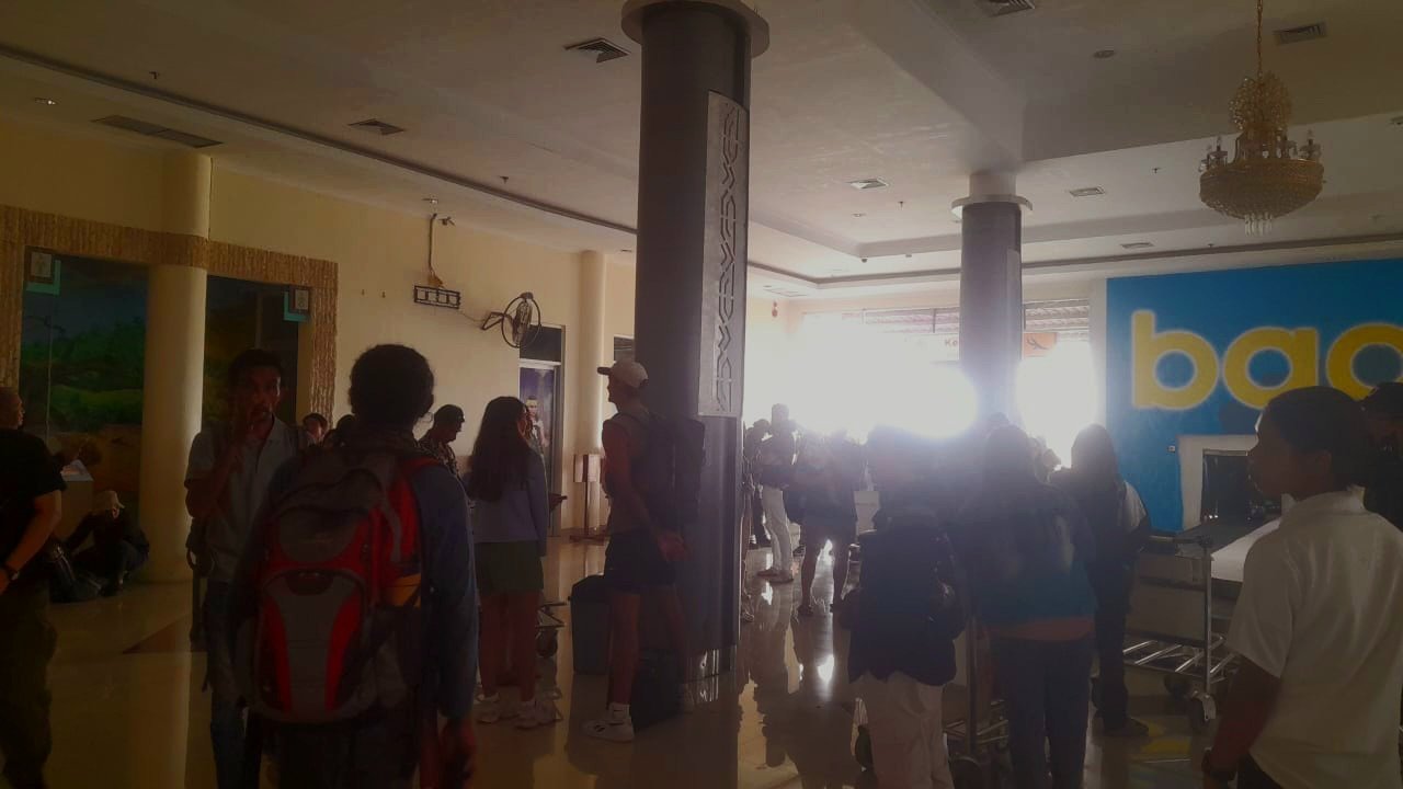 165 Peserta, PNLH WALHI, Ke-14, Tiba di Bandara Udara, Lede Kalumbang SBD, Pada Hari Kedua