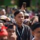 Direktur Eksekutif WALHI dan Ratusan Peserta PNLH Disambut Dengan Tradisi Oka/Pahappa Saat Memasuki Gedung MPL