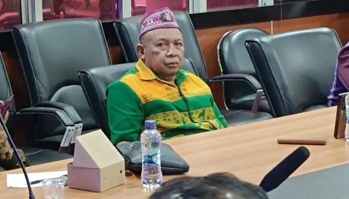 Yohanes Rumat Sentil Proyek Sumur Bor Misterius di Watu Rutu dan Mbondei: “Cari Siapa CV-nya, Bongkar ke Publik!”